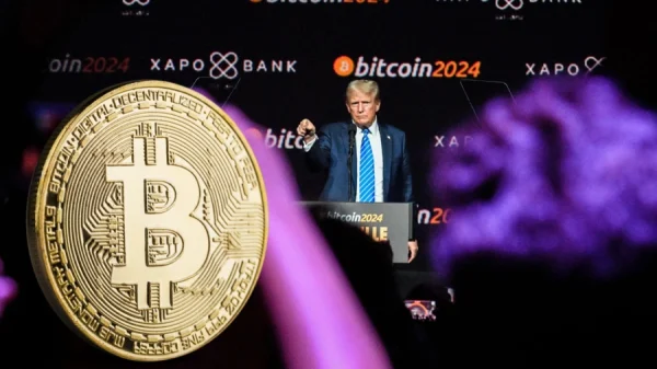 Trump desvela un audaz plan de reserva de Bitcoin en la Conferencia de Nashville